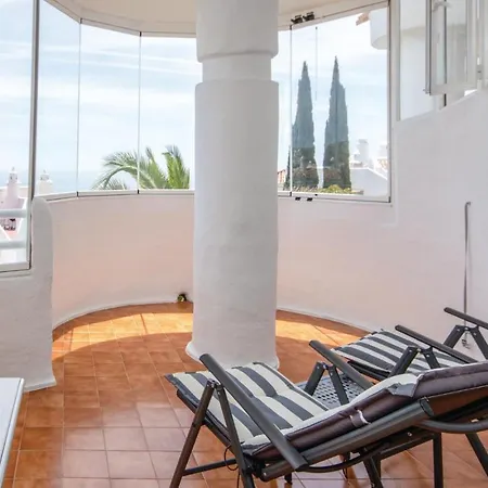 2 Bedroom Amazing In Calahonda Apartment