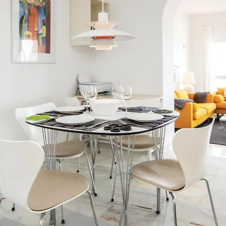 Apartment 2 Bedroom Amazing In Calahonda