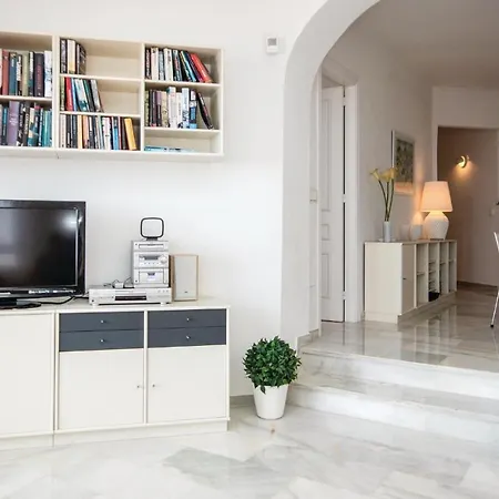 2 Bedroom Amazing In Calahonda